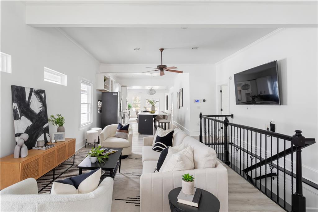 548 Holderness Street SW