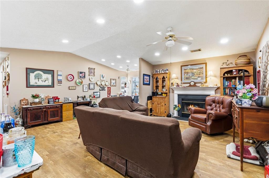 2235 Old Hamilton Place 400D
