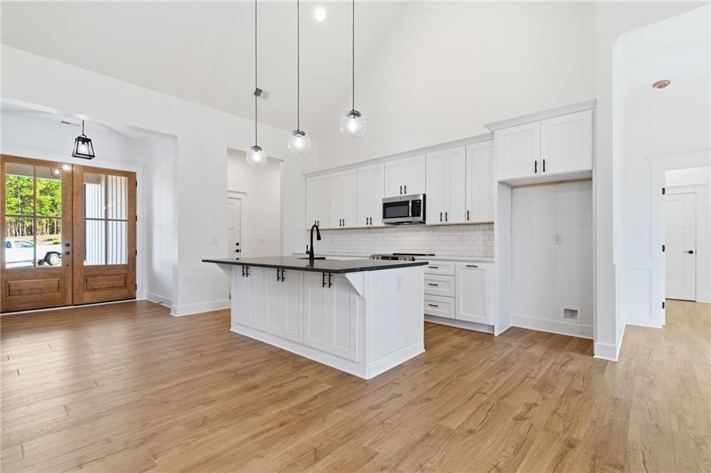 170 Fieldstone Circle