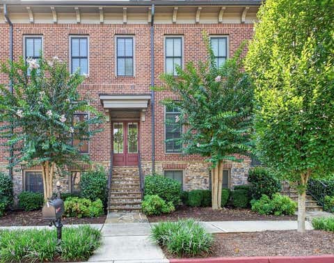 Townhouse For Sale - 1012 Merrivale Chase<br/> Roswell, GA 30075