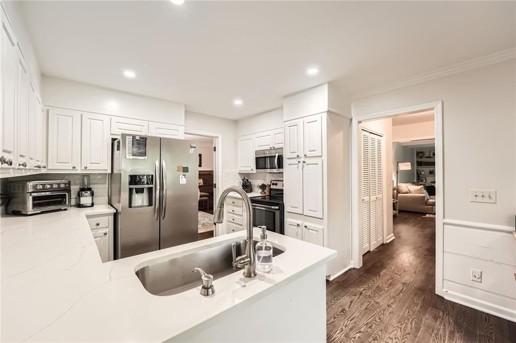 1080 Northshore Drive, Roswell, Georgia image 13