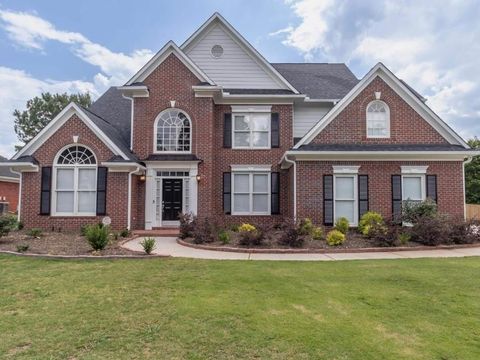 Homes For Sale - 403 Carriage Oaks Drive<br/> Tyrone, GA 30290