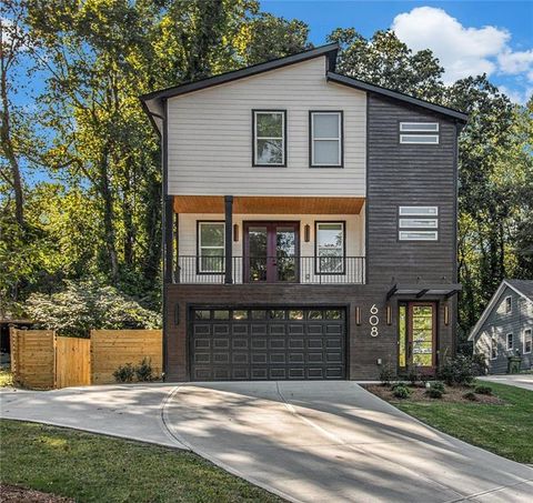 608 S Evelyn Place NW Atlanta GA 30318