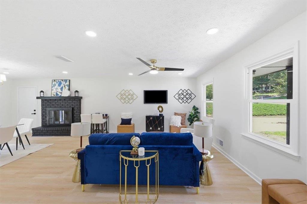 2115 Lost Forest Lane