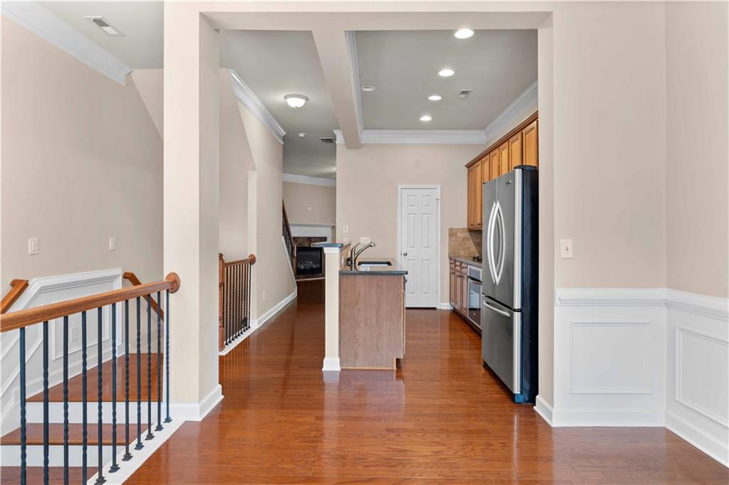1973 Cobblestone Circle NE