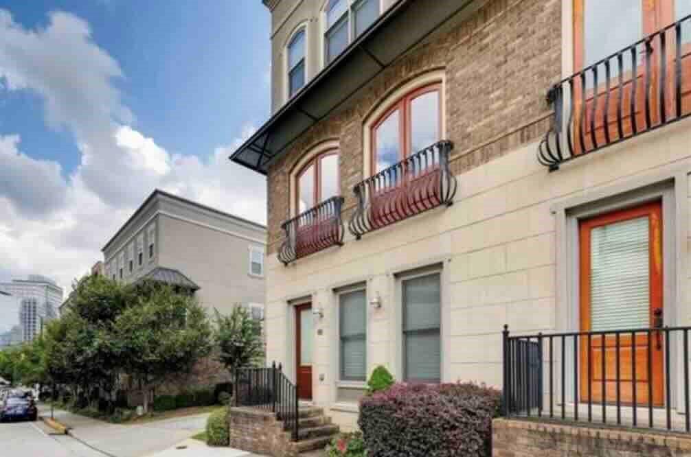 384 16th Street NW 1