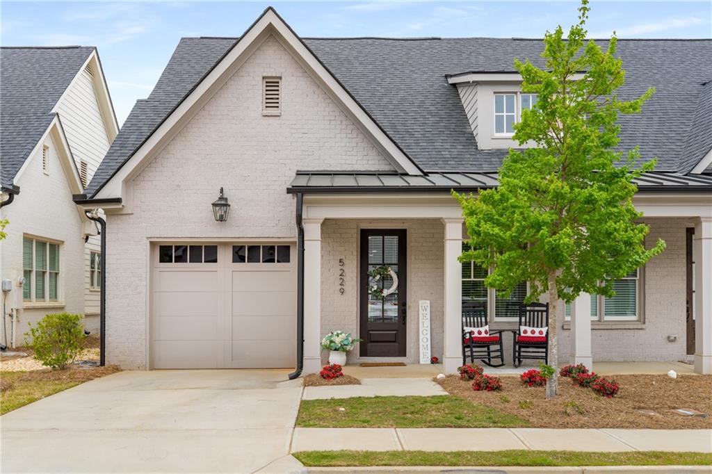 5229 Noble Village Way, Lilburn, Georgia image 2