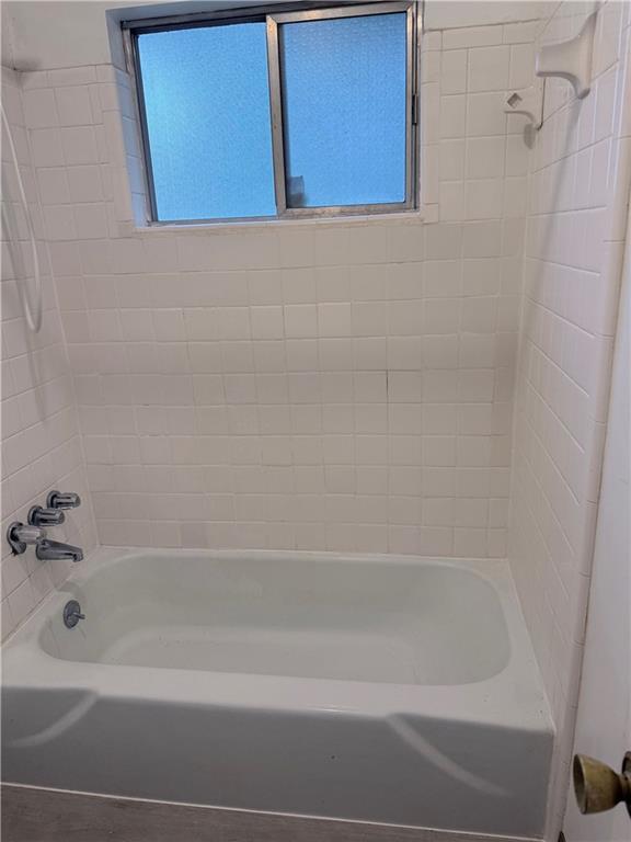 Abbey Road Condominium Association - Residential Lease