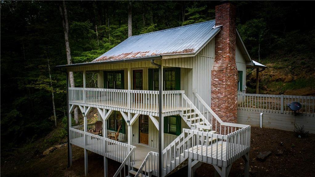 101 Creekside Cabin Trail