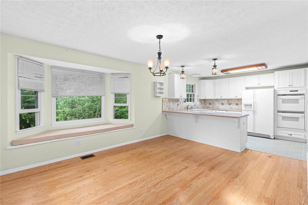 1569 Bubbling Creek Road NE