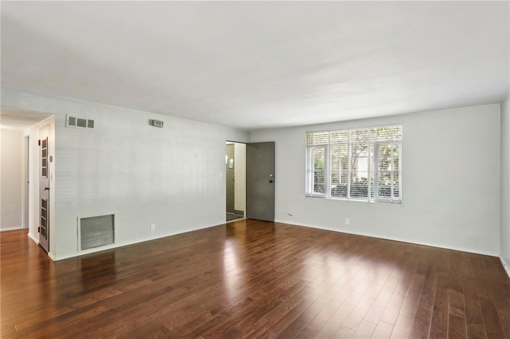 1391 Normandy Drive NE 1