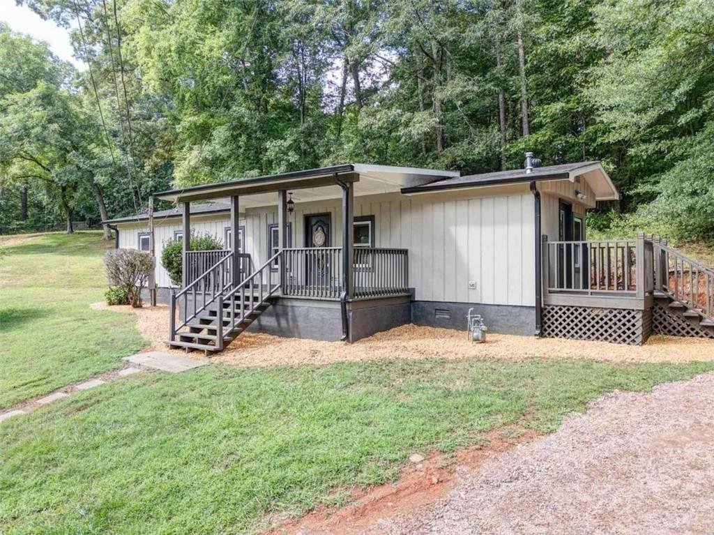 1076 Chulio Road SE