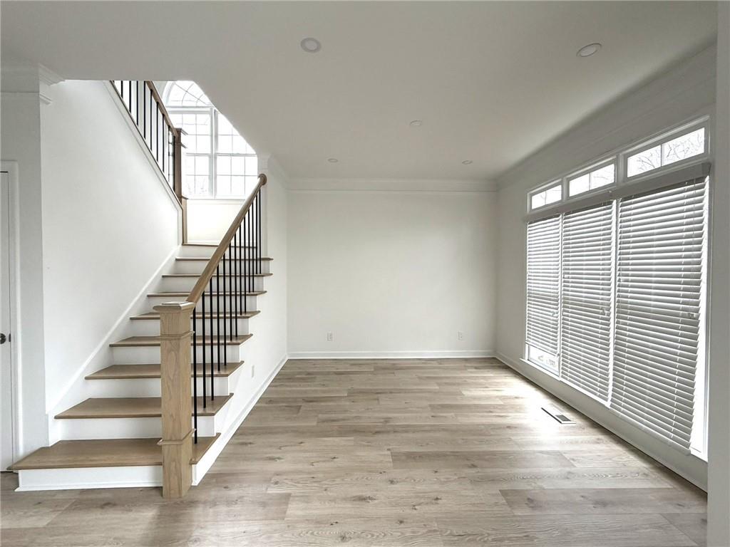 4865 Chesterfield Court