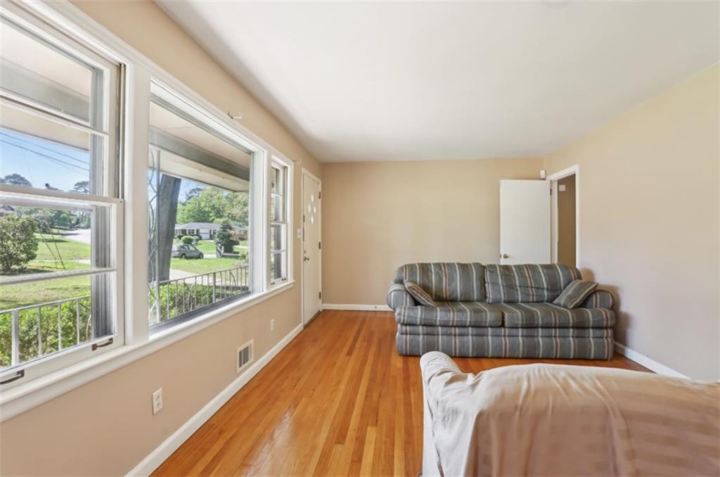 1316 Sanders Drive, Morrow, Georgia image 3