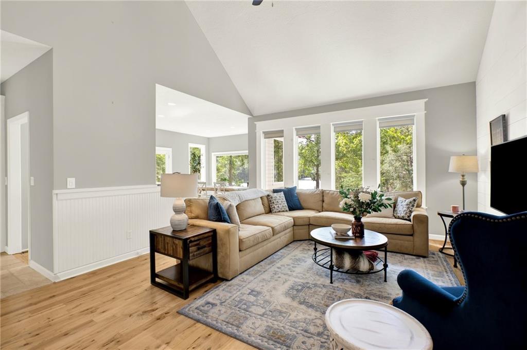 122 DOUGLAS FIR Drive