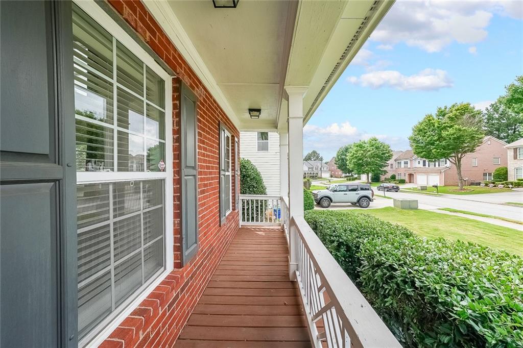 5280 Lakerock Way