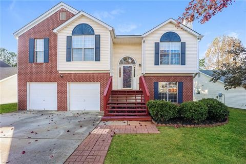 5899 Eagles Feather Lane Riverdale GA 30274