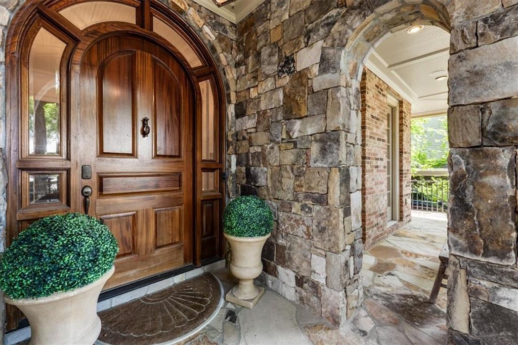 921 Ponce De Leon Place NE