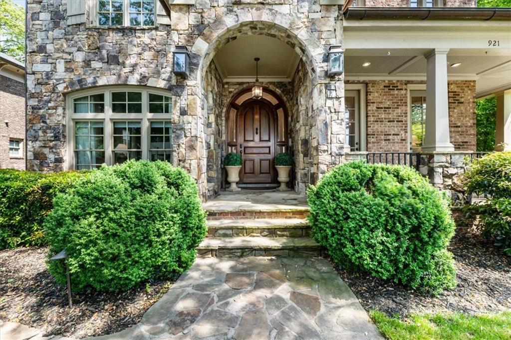 921 Ponce De Leon Place NE