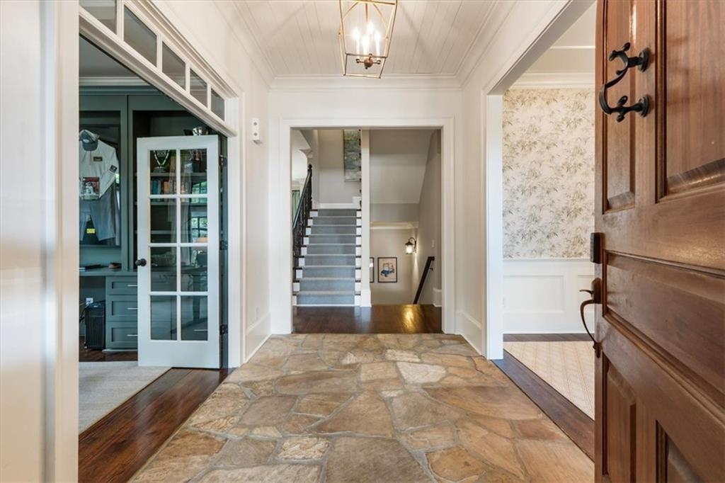 921 Ponce De Leon Place NE