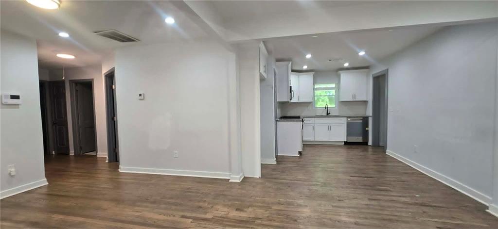 2410 Macon Drive SW