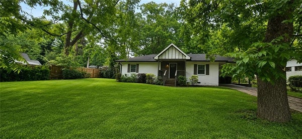 2410 MACON DR SW, ATLANTA, GA 30315 - Image bd1ddcc81f74df8fc8c70cb1d7f6d43f/2397883127