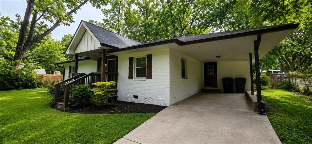 2410 Macon Drive SW