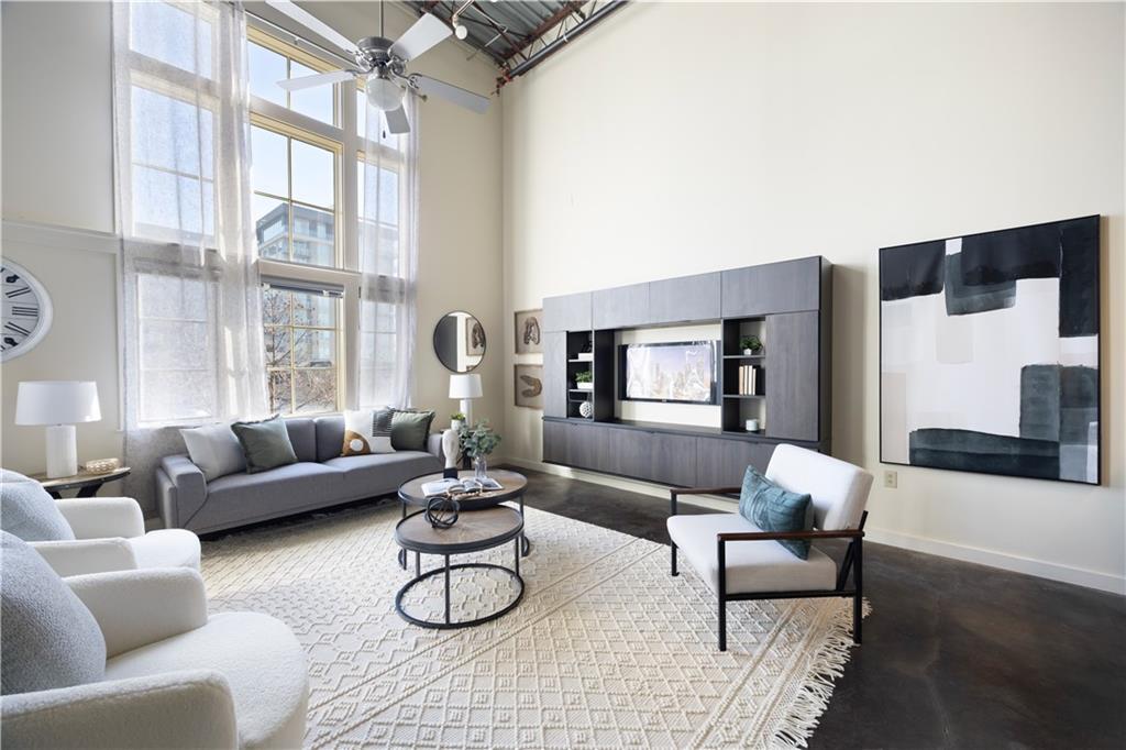 572 Edgewood Avenue NE 301