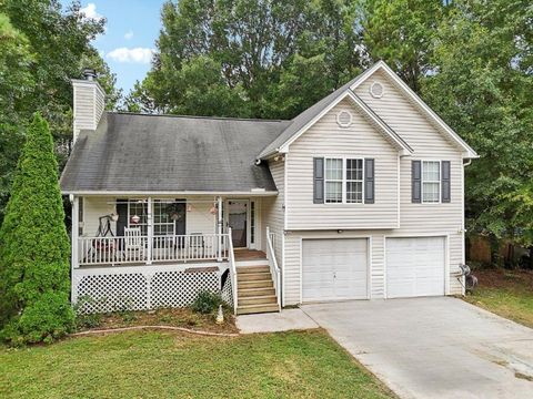 A home in Adairsville