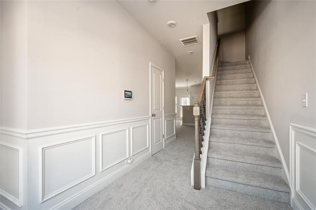 2544 Castellan Drive, Atlanta, Georgia image 4