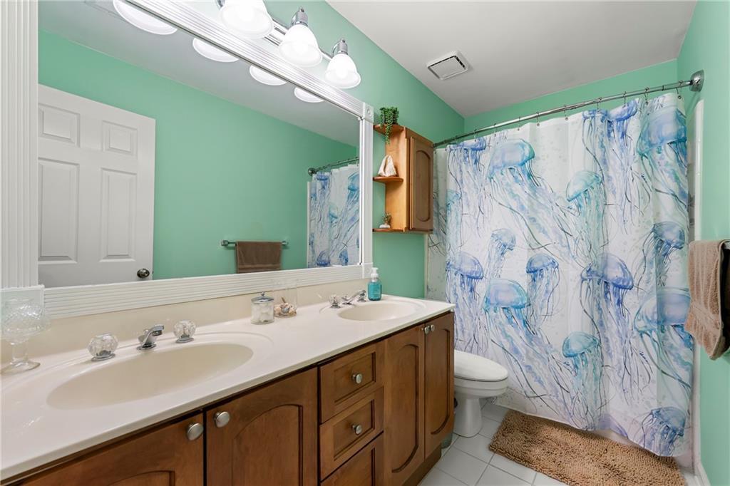 20 Grove Place, Suwanee, Georgia image 24