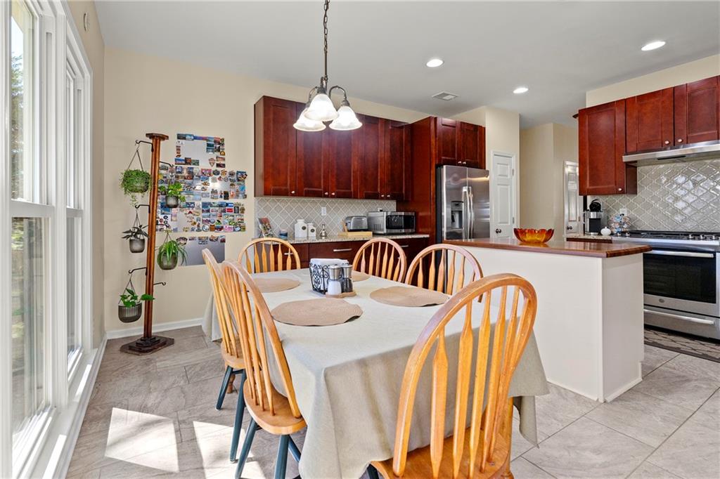 20 Grove Place, Suwanee, Georgia image 12