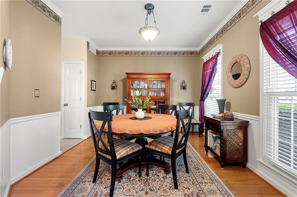 20 Grove Place, Suwanee, Georgia image 6