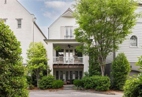 Homes For Sale - 525 Bismark Road<br/> Atlanta, GA 30324