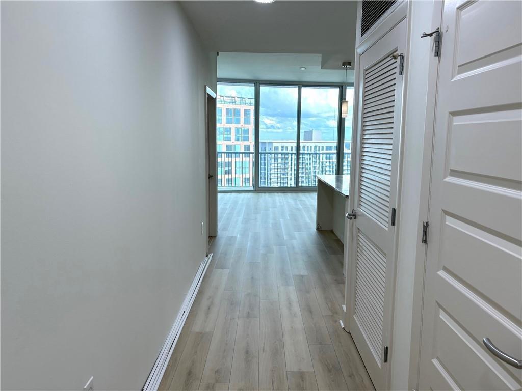 1010 Midtown - Residential