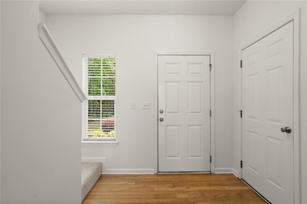 5686 Lawley Drive, Alpharetta, Georgia image 5