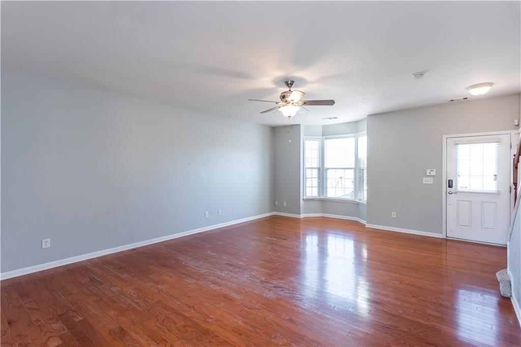 1239 Sharonton Drive, Stone Mountain, Georgia image 3