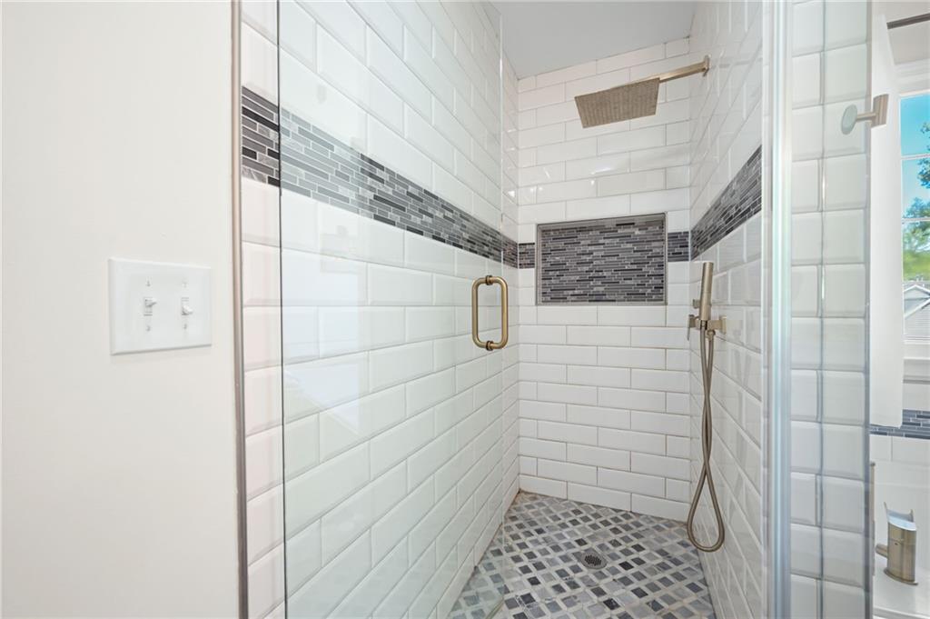 1173 Cool Springs Drive, Kennesaw, Georgia image 36