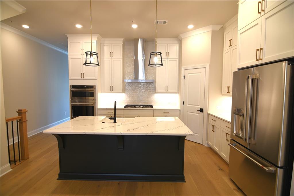 502 Clover Lane, Alpharetta, Georgia image 5