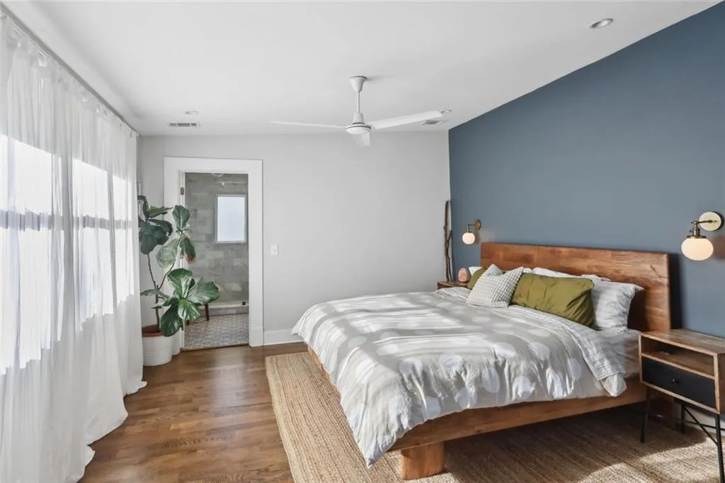 Avondale Estates, Georgia 30002, United States, 5 Bedrooms Bedrooms, ,5 BathroomsBathrooms,Residential,Active,119589