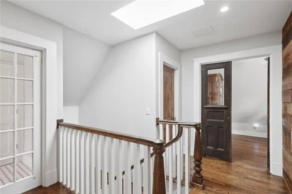 Avondale Estates, Georgia 30002, United States, 5 Bedrooms Bedrooms, ,5 BathroomsBathrooms,Residential,Active,119589