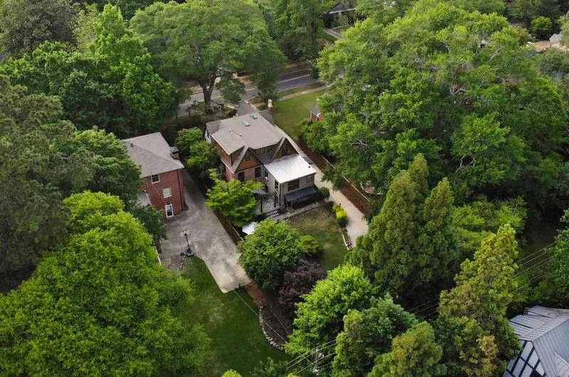 Avondale Estates, Georgia 30002, United States, 5 Bedrooms Bedrooms, ,5 BathroomsBathrooms,Residential,Active,119589