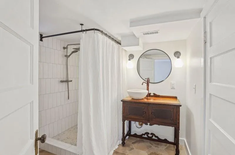 Avondale Estates, Georgia 30002, United States, 5 Bedrooms Bedrooms, ,5 BathroomsBathrooms,Residential,Active,119589