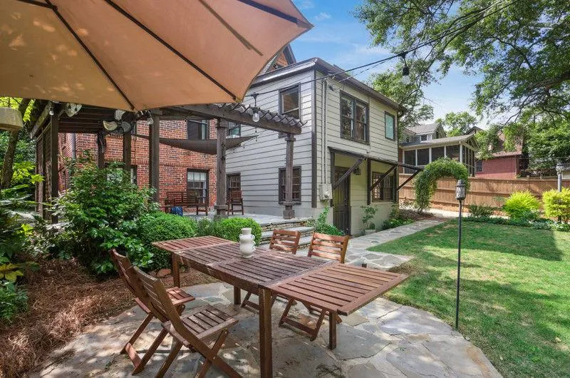 Avondale Estates, Georgia 30002, United States, 5 Bedrooms Bedrooms, ,5 BathroomsBathrooms,Residential,Active,119589