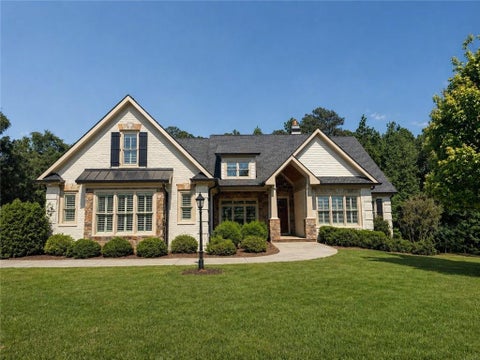 Homes For Sale - 2221 Gentry Lane<br/> Statham, GA 30666