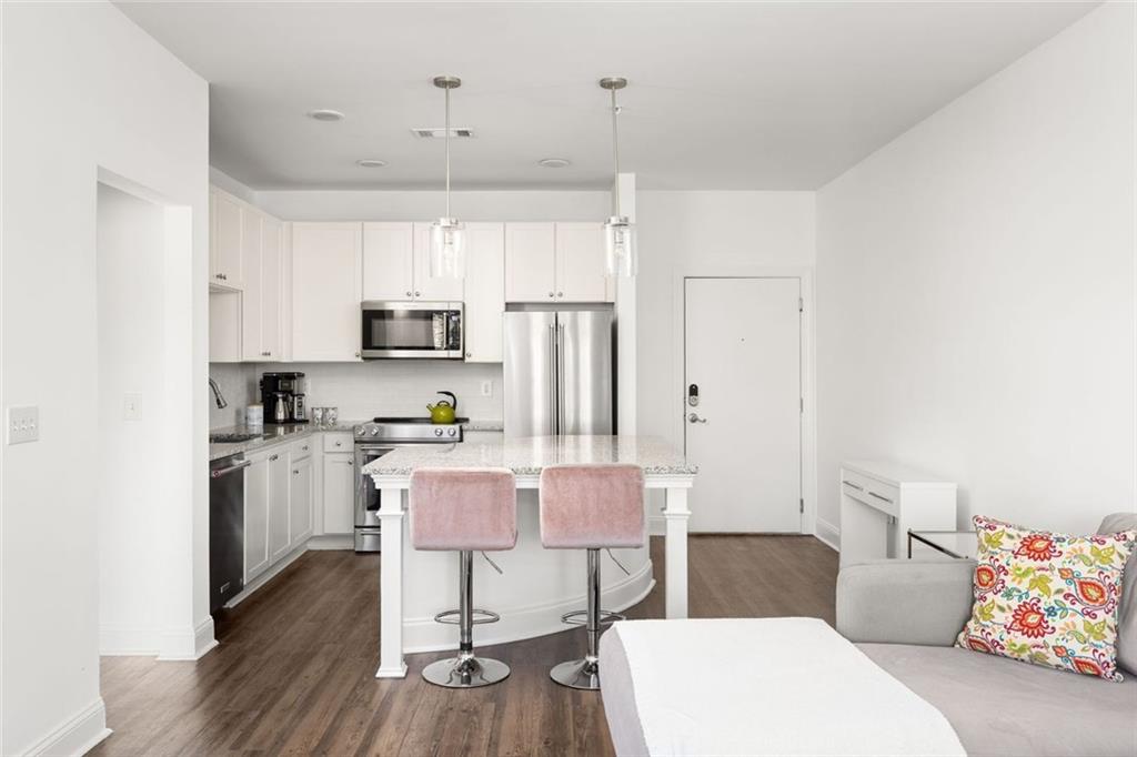 840 United Avenue SE 214