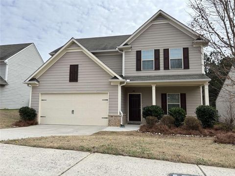 A home in Fairburn