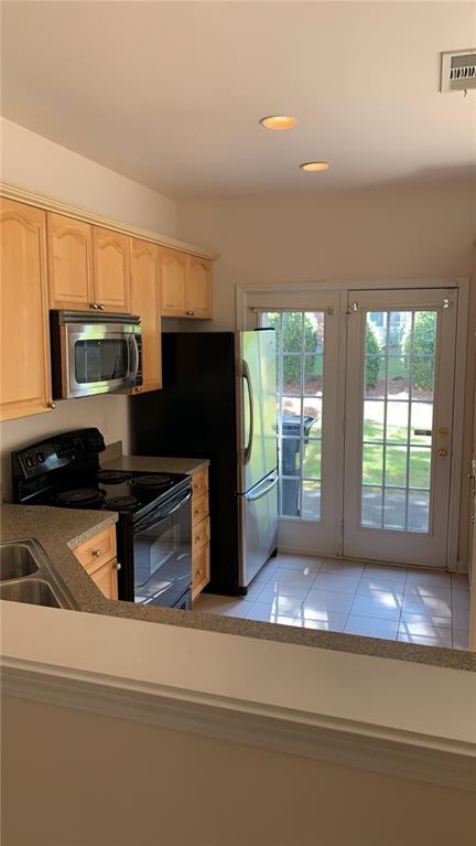Little Suwanee Pointe - Residential Lease