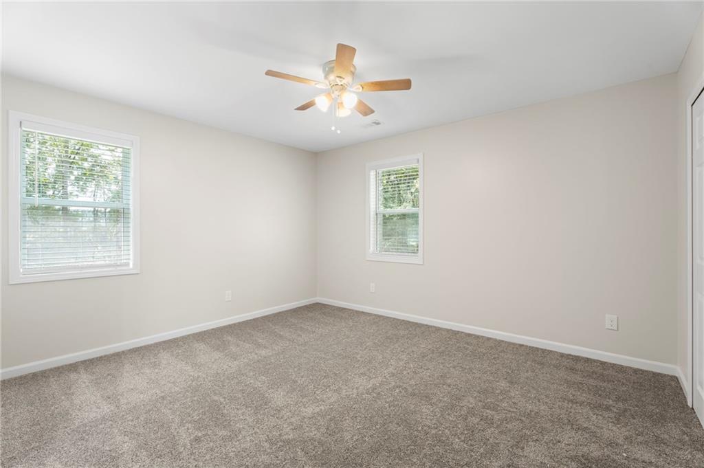 3729 Meadow Glen Circle, Ellenwood, Georgia image 44