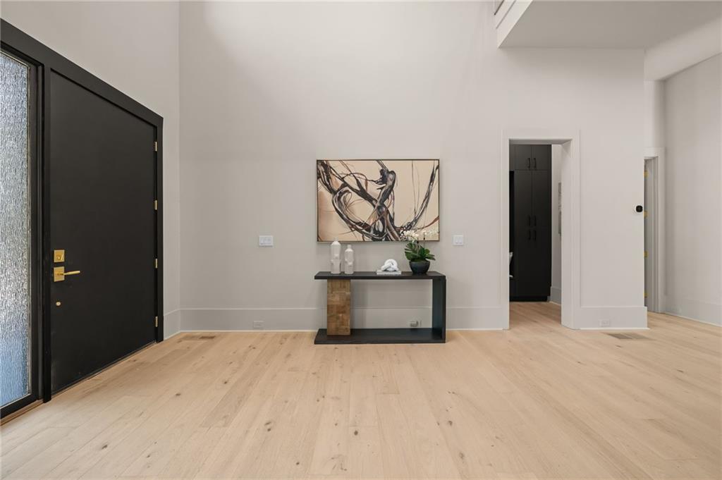 3212 Towerview Drive NE